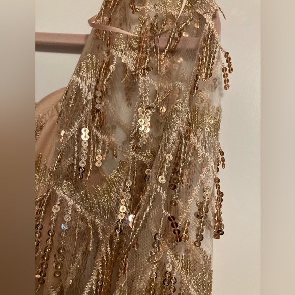 Sequin Embellished Dress - Picture 5 of 7